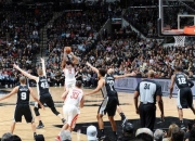 开云官网-关于火箭核心受伤，球队整体实力受到质疑的信息