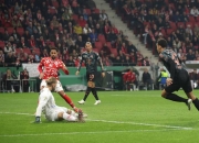 开云体育在线-尤文图斯客场挑战拜仁：欧冠四分之一决战启幕的简单介绍