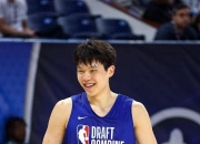 开云平台-篮球联赛中一位新晋球员的表现令人惊叹