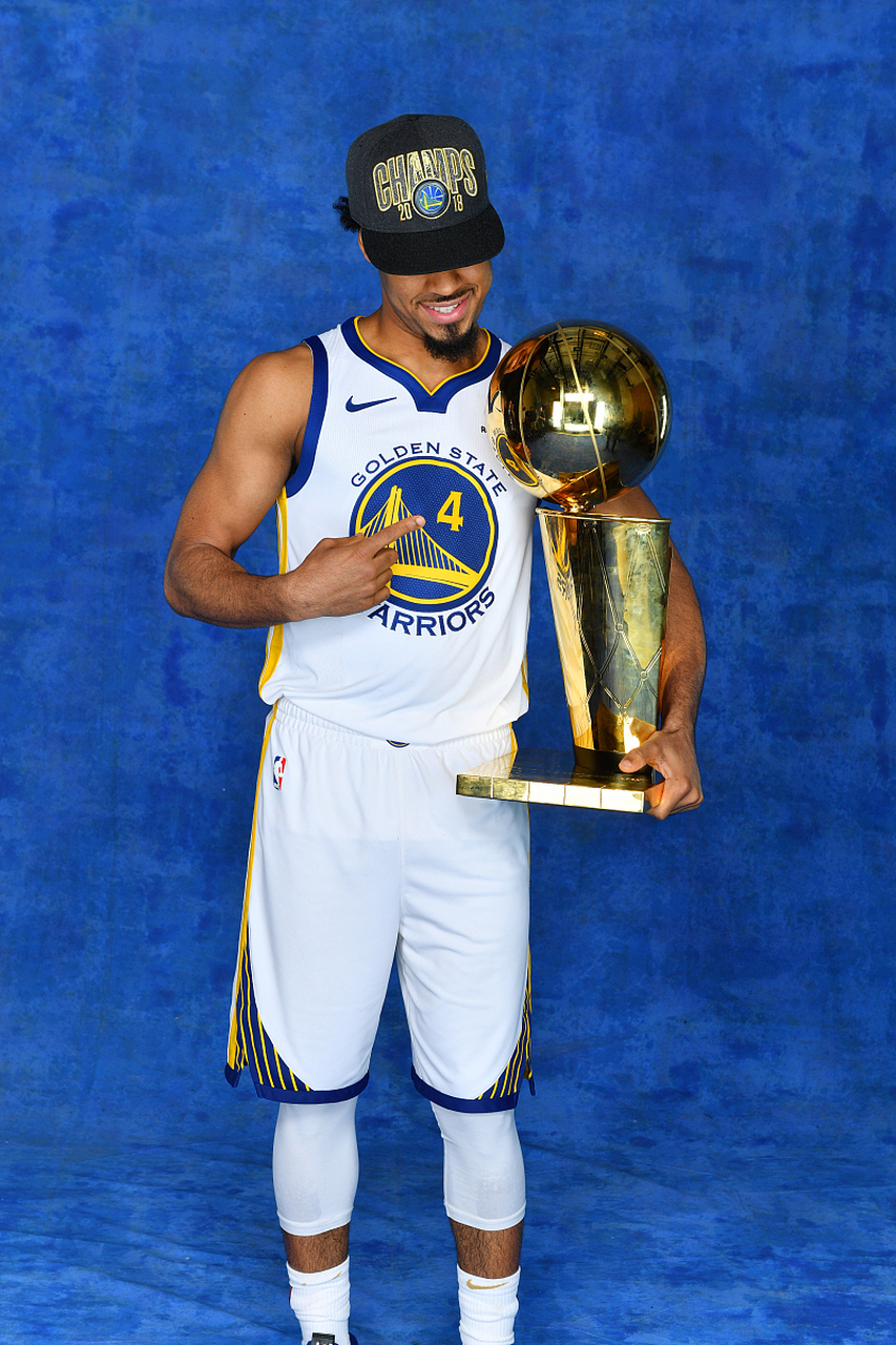 勇士终结连败,战胜步行者取得胜利的简单介绍 勇士终结连败,战胜步行者取得胜利的简单介绍