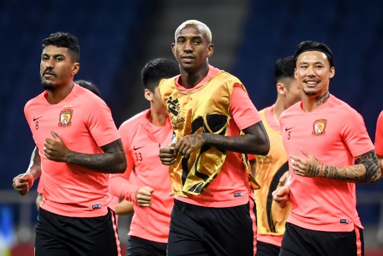 黑龙江继续强势进攻，力夺客场三分