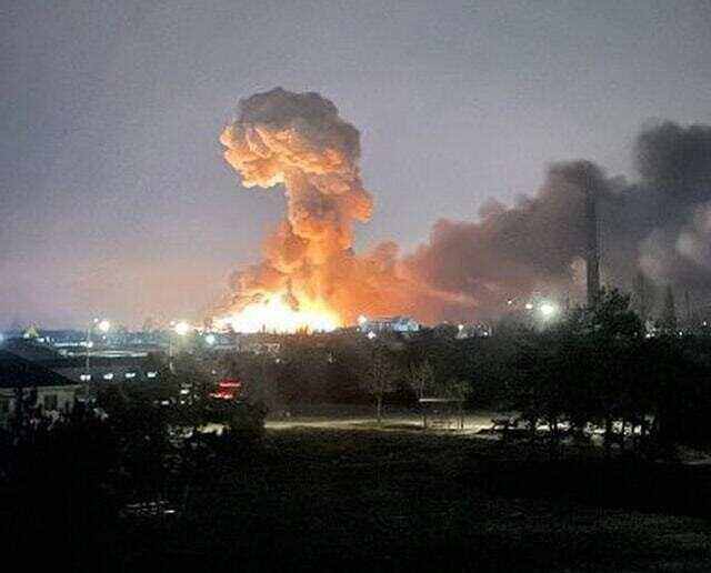 荷兰大败乌克兰,出线形势岌岌可危的简单介绍 荷兰大败乌克兰,出线形势岌岌可危的简单介绍