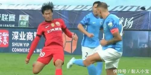 国内足球赛场上的白热化较量引发热议! 国内足球赛场上的白热化较量引发热议!