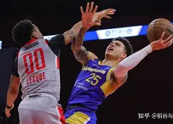 捷克资深球员经验丰富,成为法兰克福核心 捷克资深球员经验丰富,成为法兰克福核心