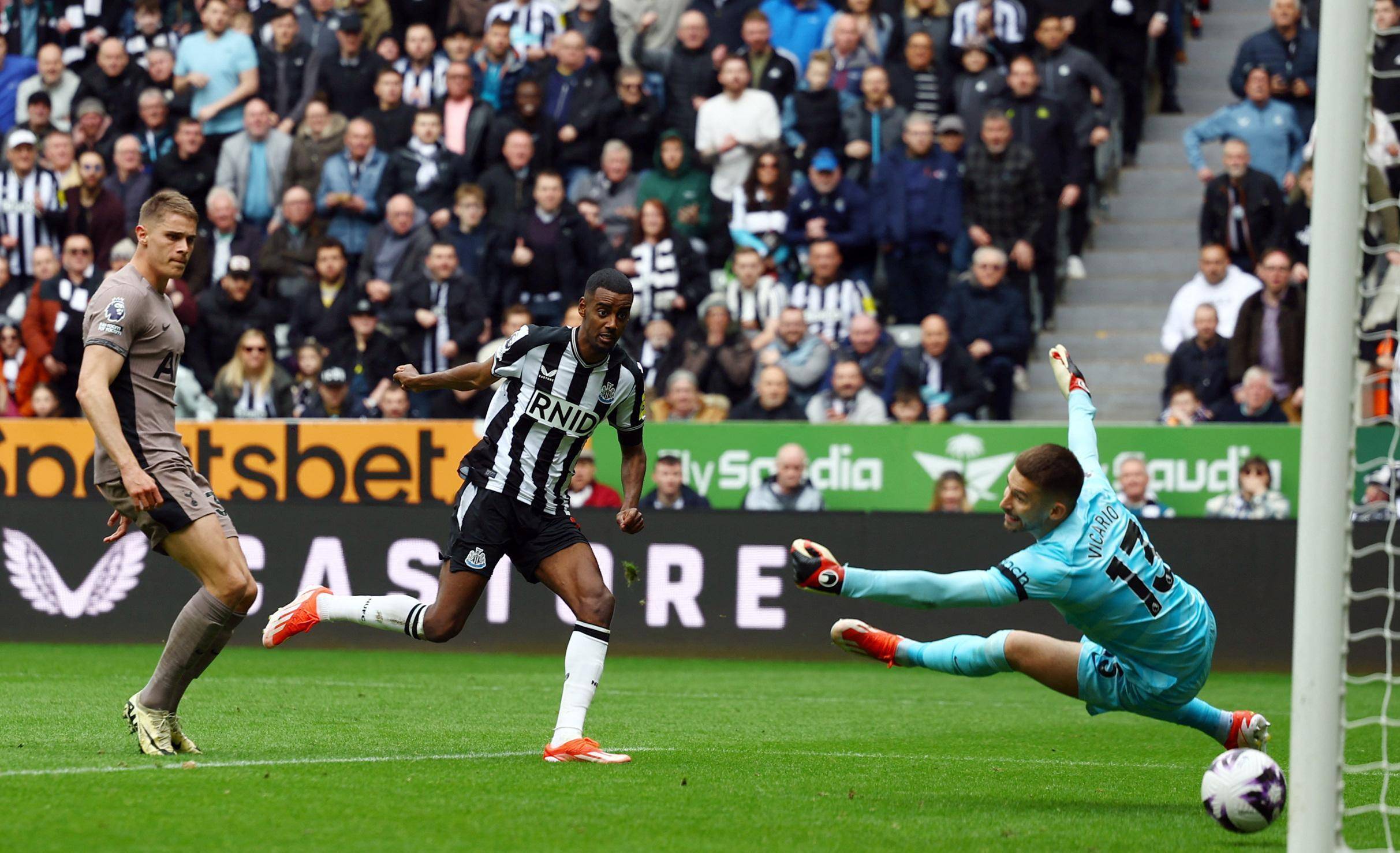 热刺重新调整战术，寻找破解之道的简单介绍