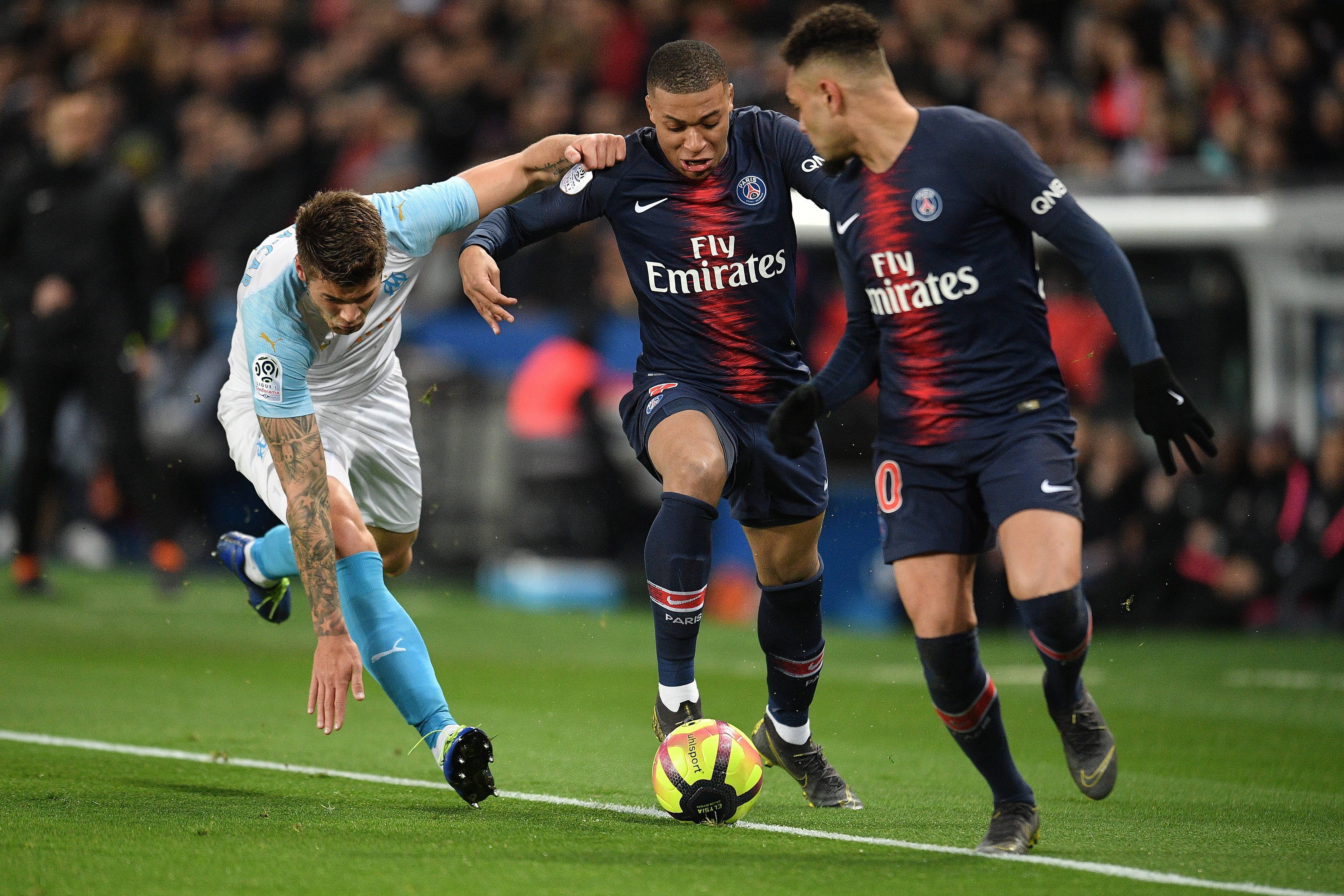 包含法国球队士气高昂,备战欧冠杯赛的词条 包含法国球队士气高昂,备战欧冠杯赛的词条