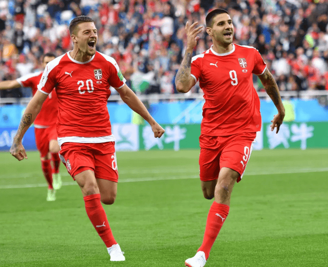 丹麦队勇夺胜利晋级欧洲杯决赛 丹麦队勇夺胜利晋级欧洲杯决赛