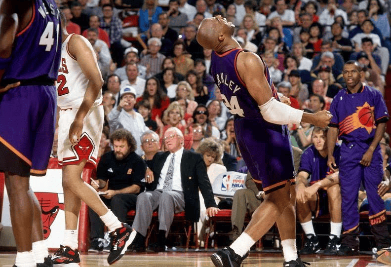 乔丹在巴西的比赛中夺冠 乔丹在巴西的比赛中夺冠