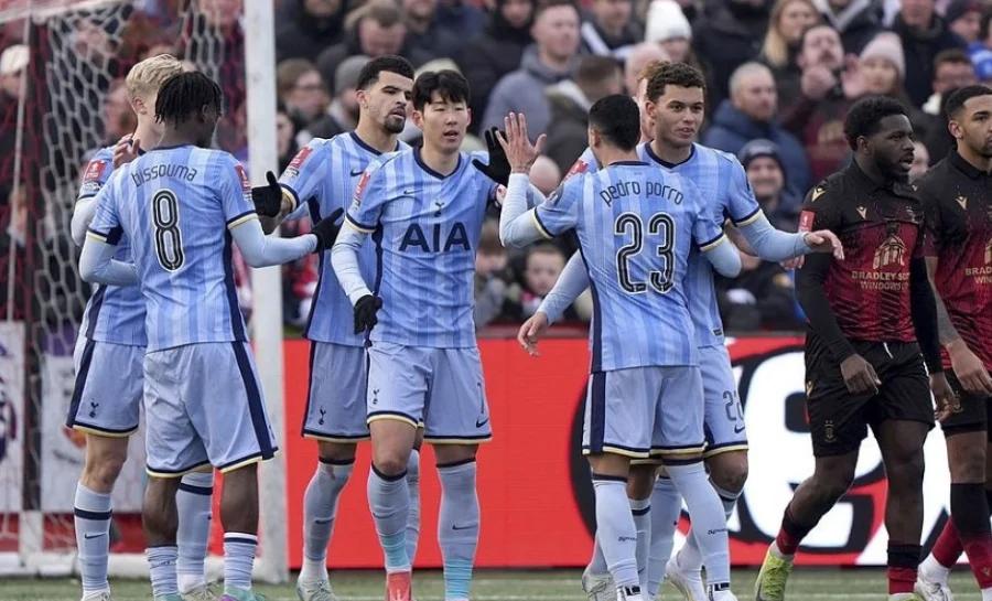 热刺在上海逆转引热议的简单介绍 热刺在上海逆转引热议的简单介绍