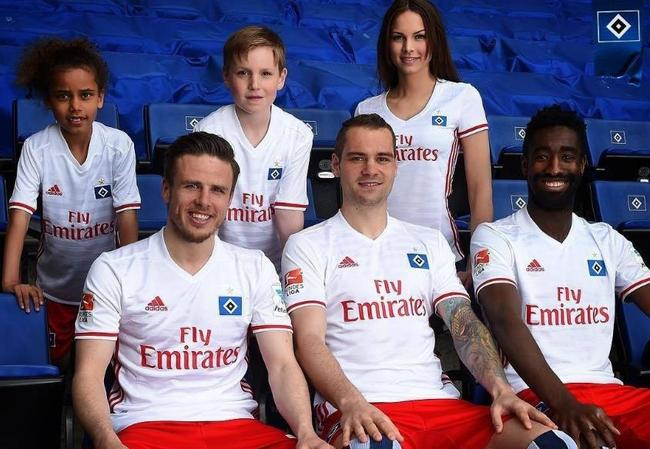 柏林联合客场大胜,继续领跑榜首 柏林联合客场大胜,继续领跑榜首