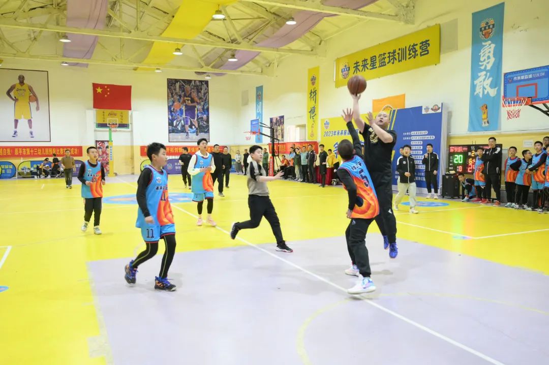青年篮球训练营为未来星培养人才的简单介绍