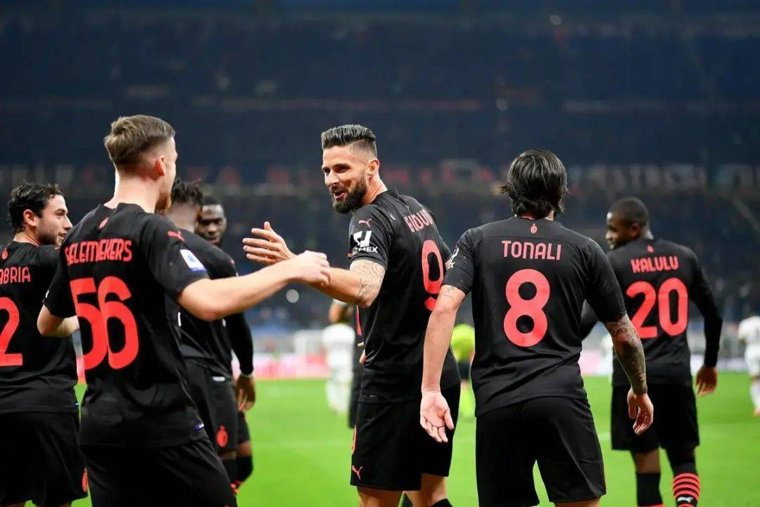 包含热那亚前锋攻破对手防线,助球队拿下三分的词条 包含热那亚前锋攻破对手防线,助球队拿下三分的词条