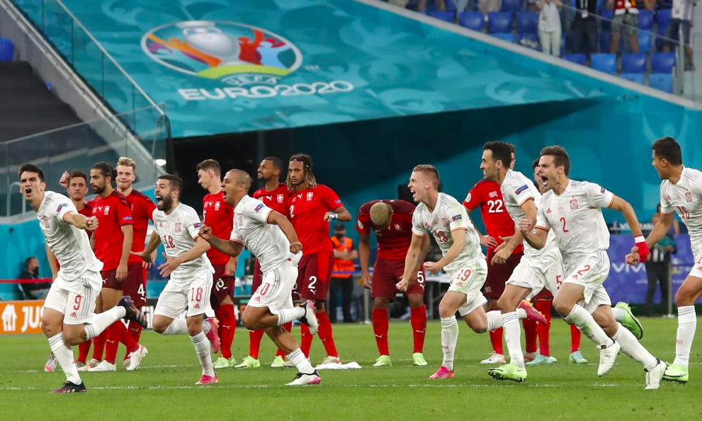 关于西班牙队遭逢挑战成功晋级欧洲锦标赛的信息 关于西班牙队遭逢挑战成功晋级欧洲锦标赛的信息