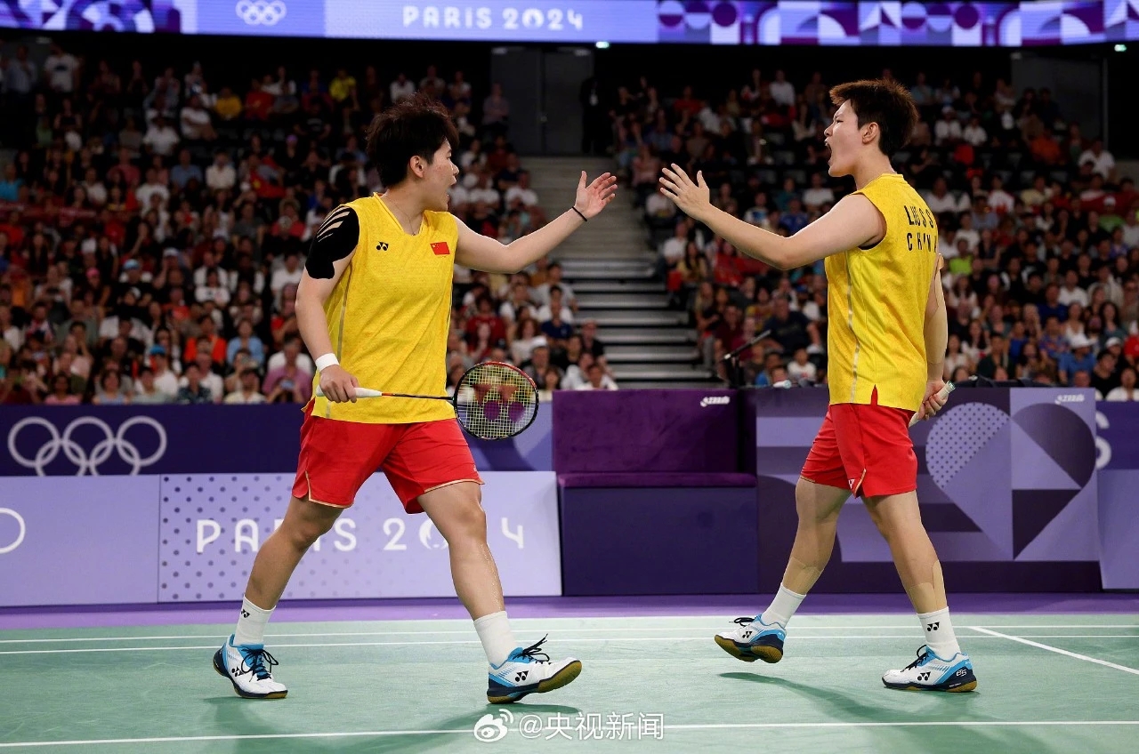 羽毛球女双赛场争锋,中国组合夺冠 羽毛球女双赛场争锋,中国组合夺冠