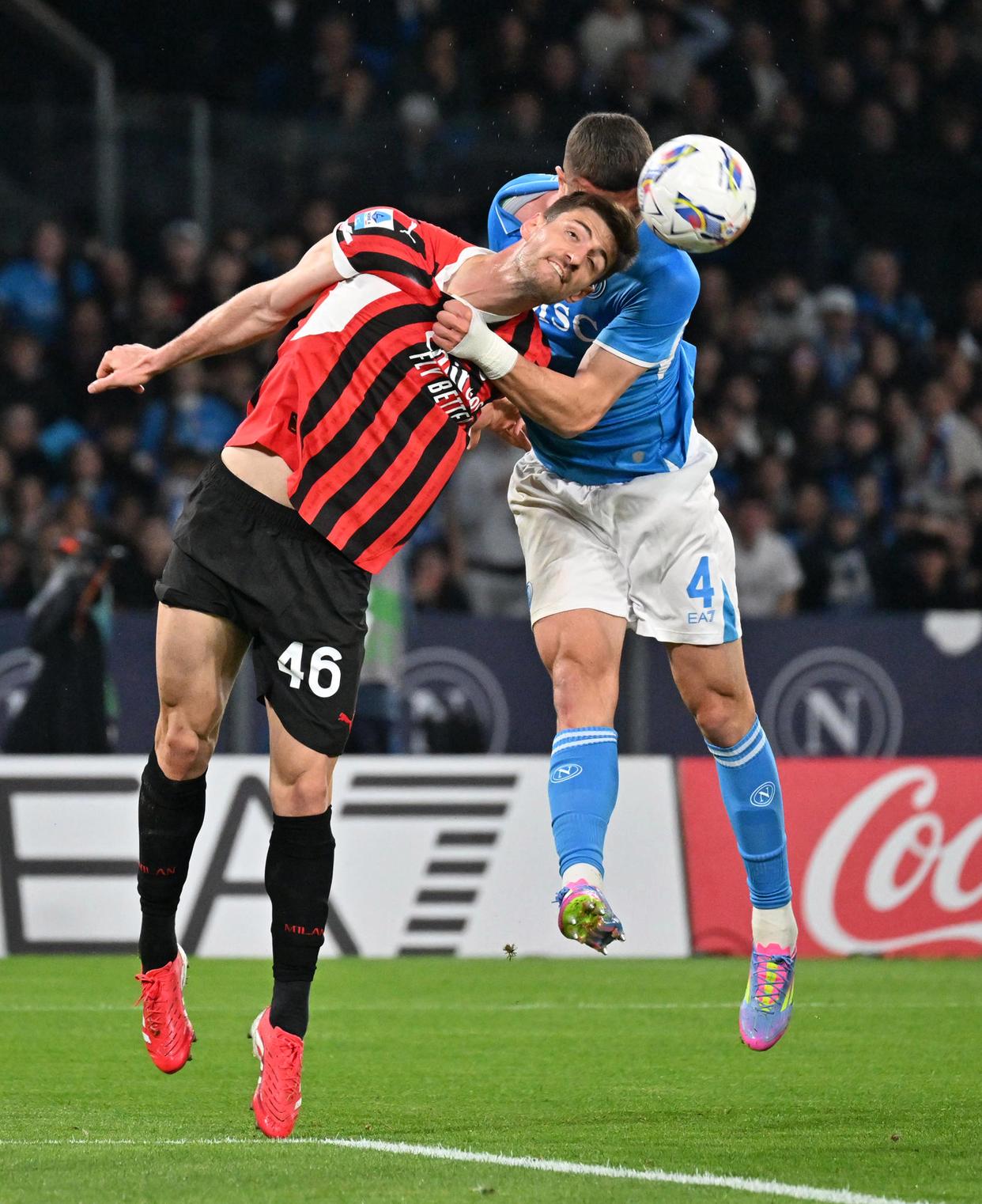 关于巴勒莫击败AC米兰,重返意甲榜单前列的信息 关于巴勒莫击败AC米兰,重返意甲榜单前列的信息