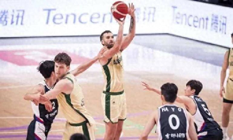 澳大利亚队在比赛中表现强势,取得连胜 澳大利亚队在比赛中表现强势,取得连胜