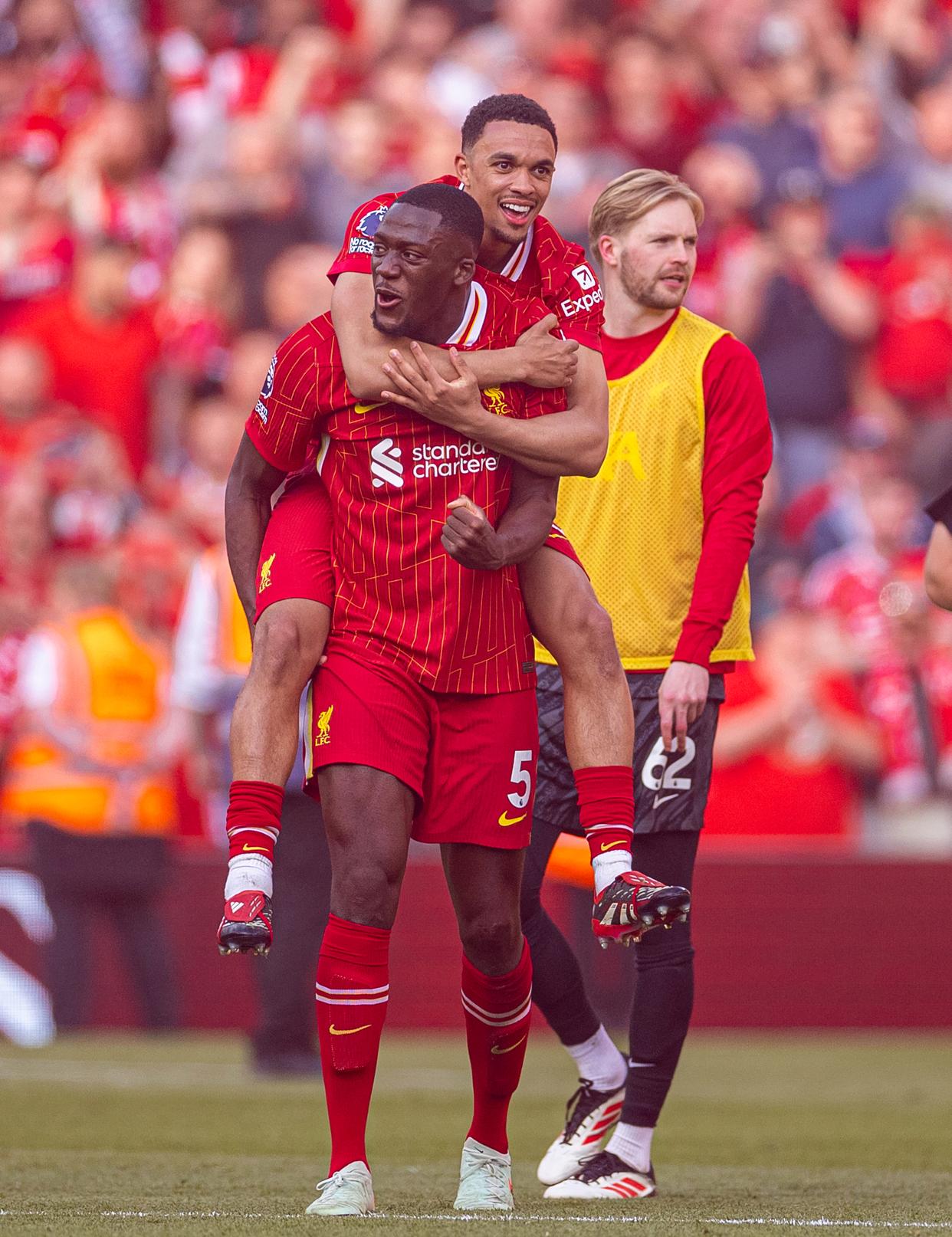 利物浦客场擒下热刺，继续稳固榜首位置