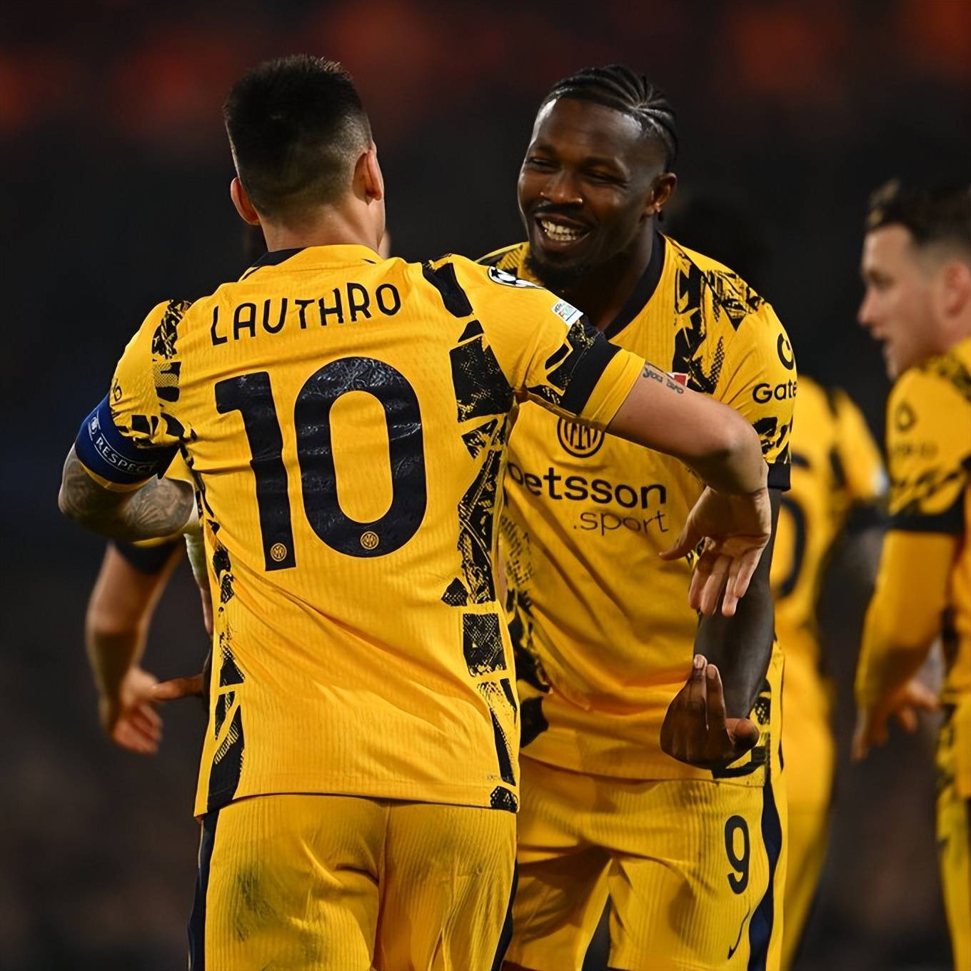 关于利物浦惜败拜仁憾失晋级机会的信息