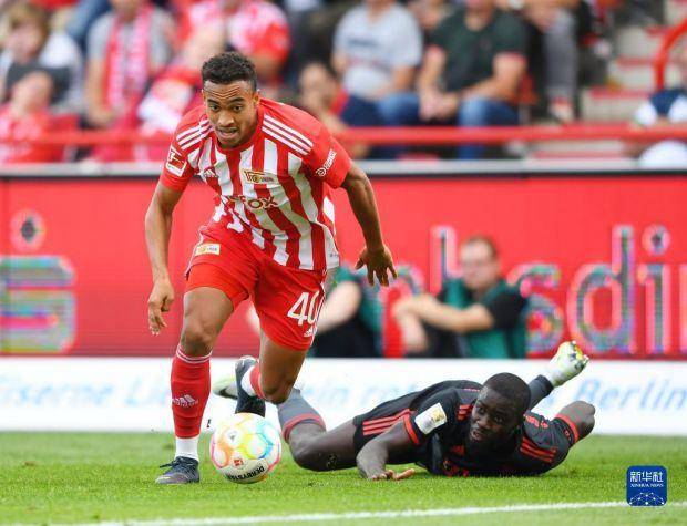 柏林联盟队实施战术调整，寻求突破