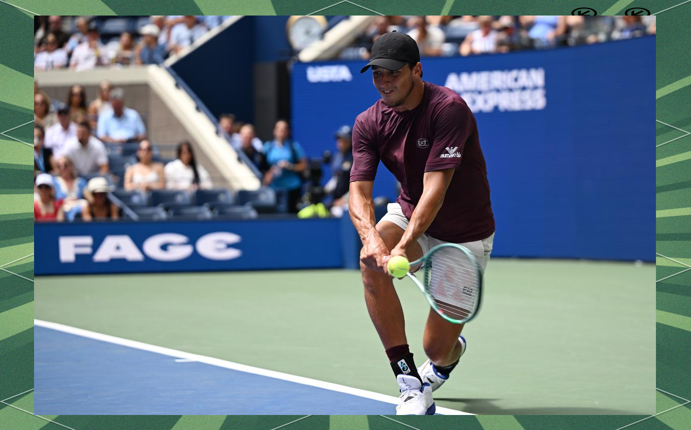 包含意大利网球队绝杀美国网球队，阿尔卡拉斯统治全场的词条