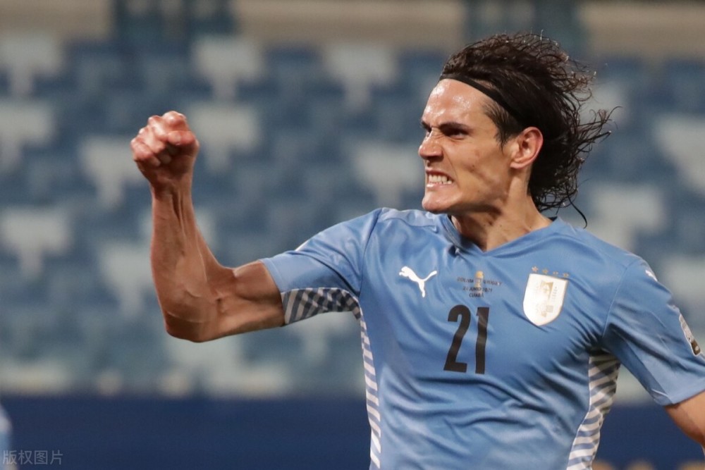 波兰完胜智利，阿什拉夫刷新纪录