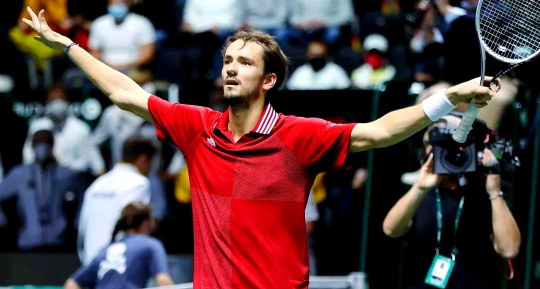 蒙特卡洛大师赛力克戴维斯杯，梅德韦杰夫统治全场